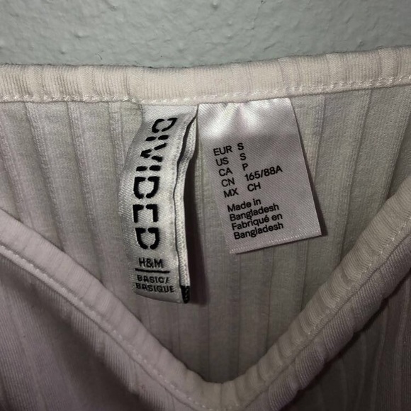 H&M White Ribbed Tank - Picture 2 of 2
